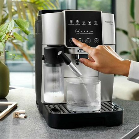 изображение Кофемашина автоматическая DeLonghi ECAM 220.80.SB 